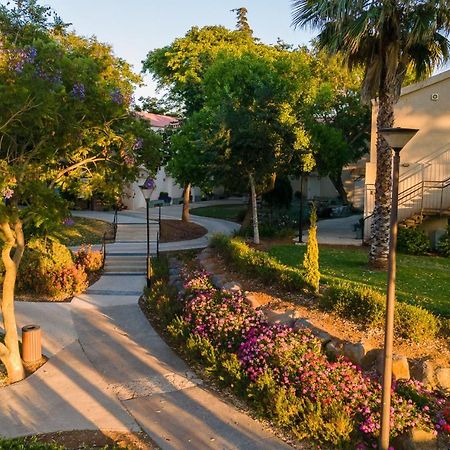 Keshet Yehonatan Country Lodging Kültér fotó